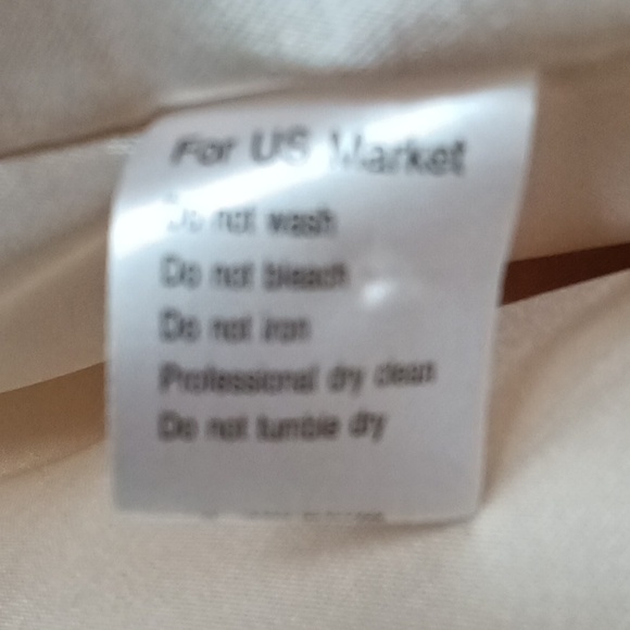 Vintage Faux Fur mid length ivory color coat - Picture 9 of 10